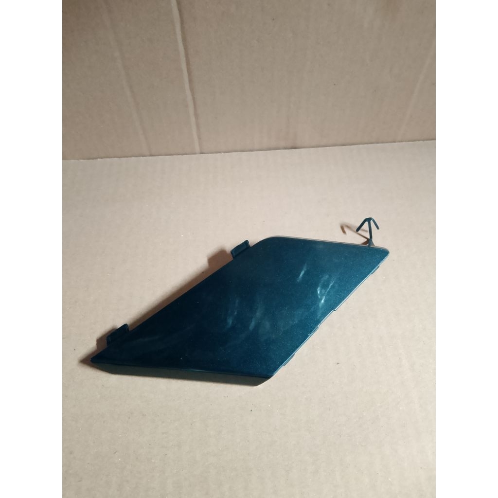 TUTUP DEREK BUMPER DEPAN MOBIL NISSAN LIVINA NEW L11 ATAU GRAND LIVINA