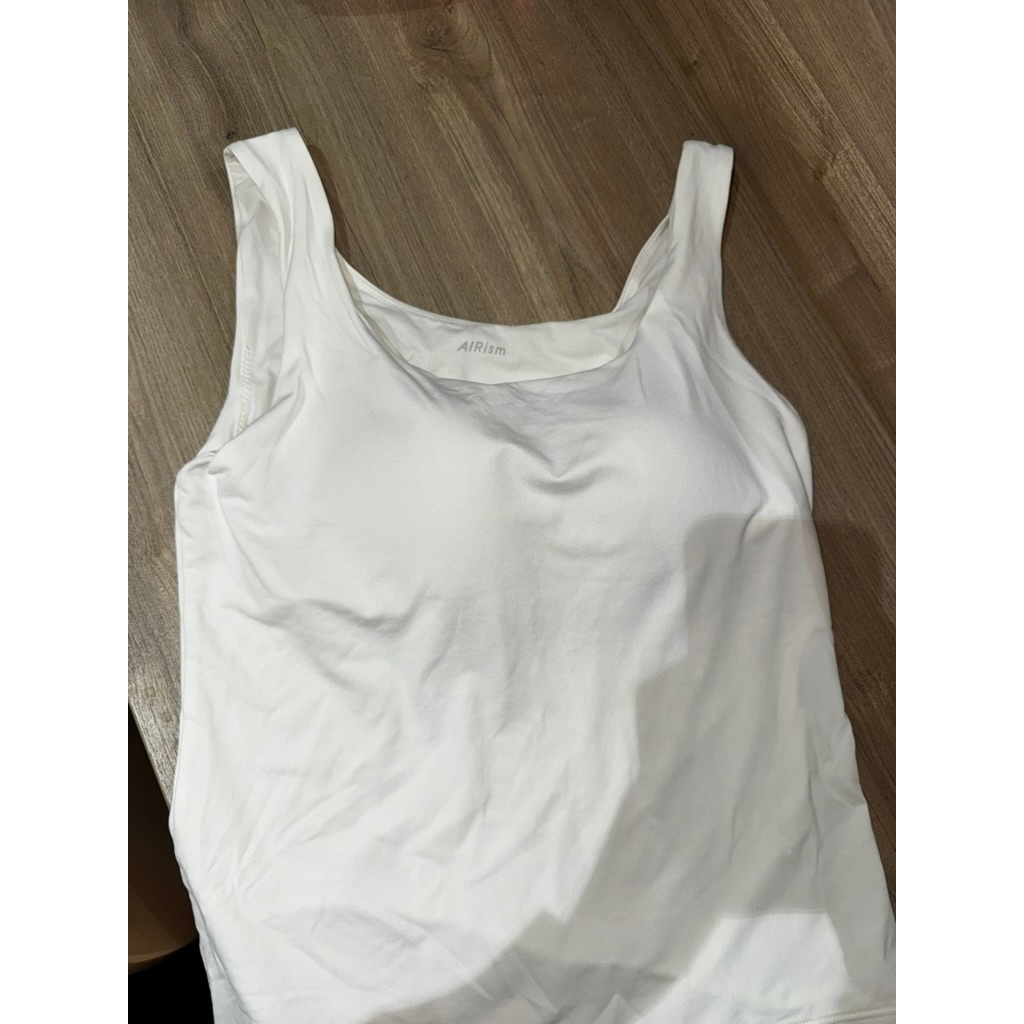 Uniqlo AIRism Bra tangtop