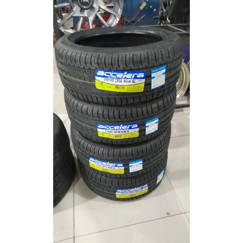 Ban mobil Accelera PHI-R 205/45 R16