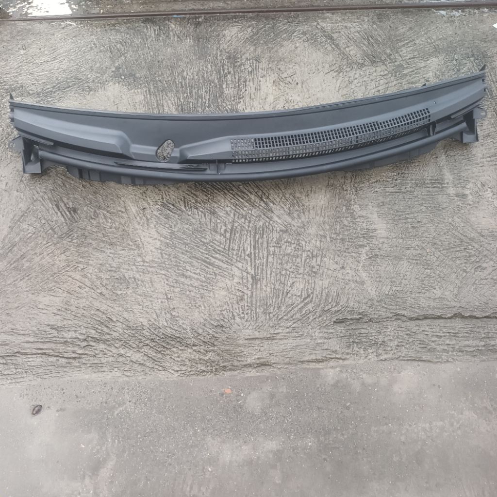 LOUVERCOWLPANELPANGGANGANSATETOYOTAYARIS ETIOS VALCO ORIGINAL