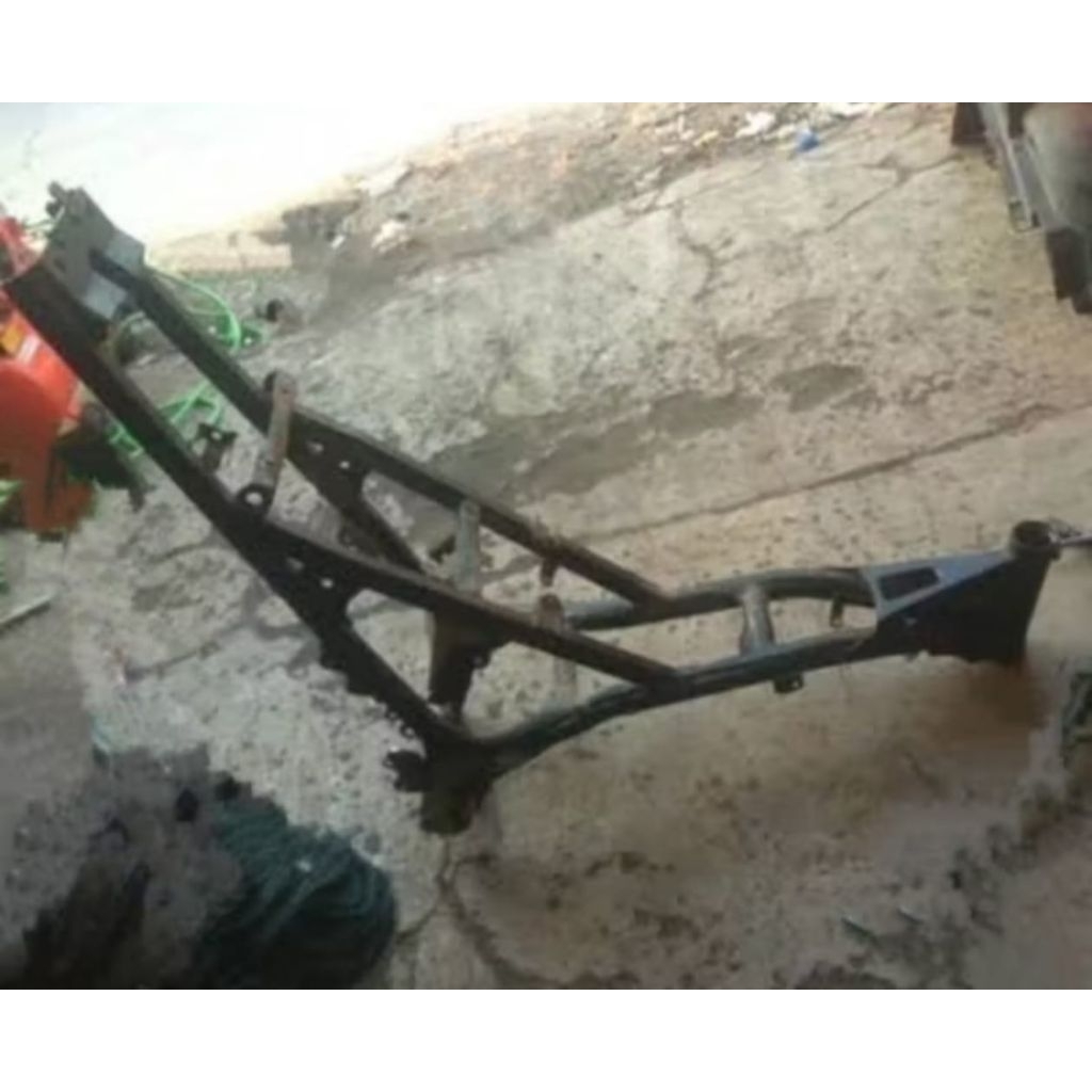 rangka frame sasis motor Suzuki Satria Fu 150