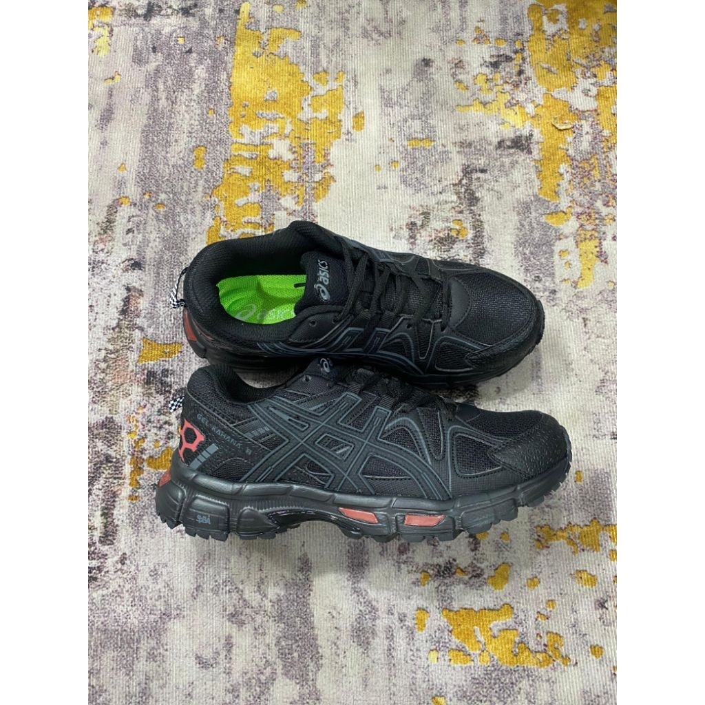 Trail Running | Tracking | Asics Gel Kahana 8 Black