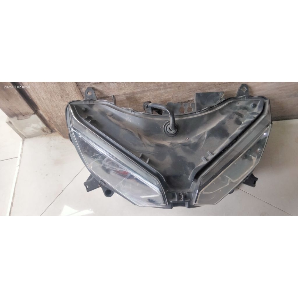 lampu depan CBR150 facelift