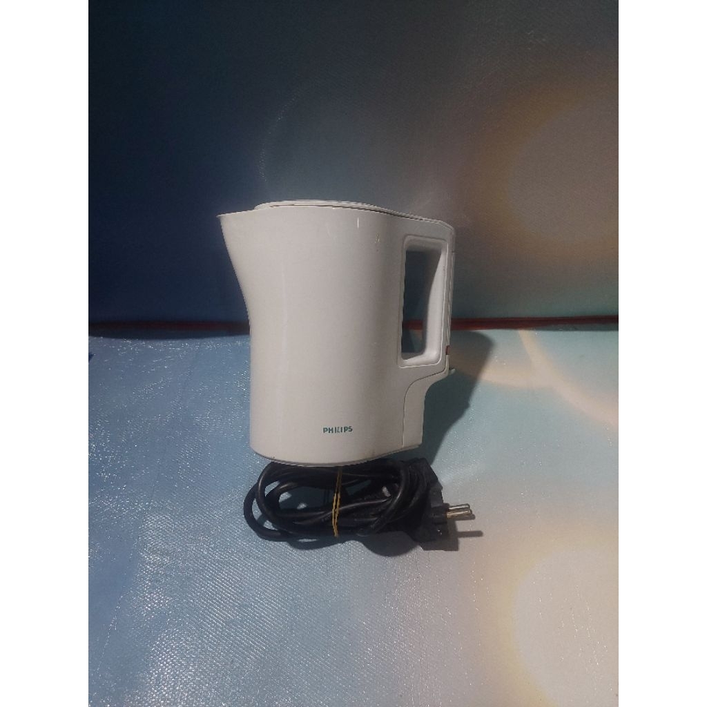 PHILIPS  HD -4399  KATEL LISTRIK  770-900 WAT