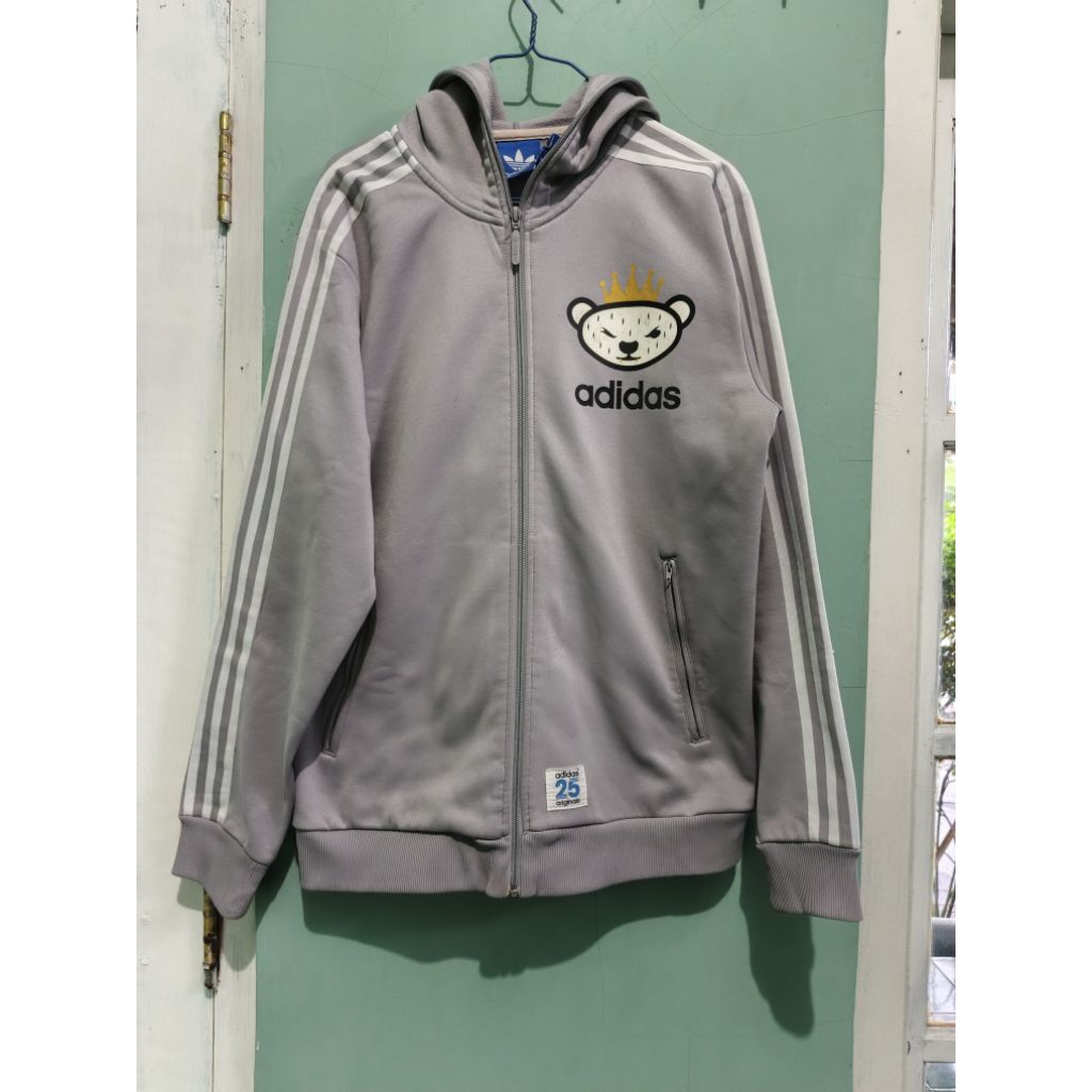 tracktop adidas x nigo 25