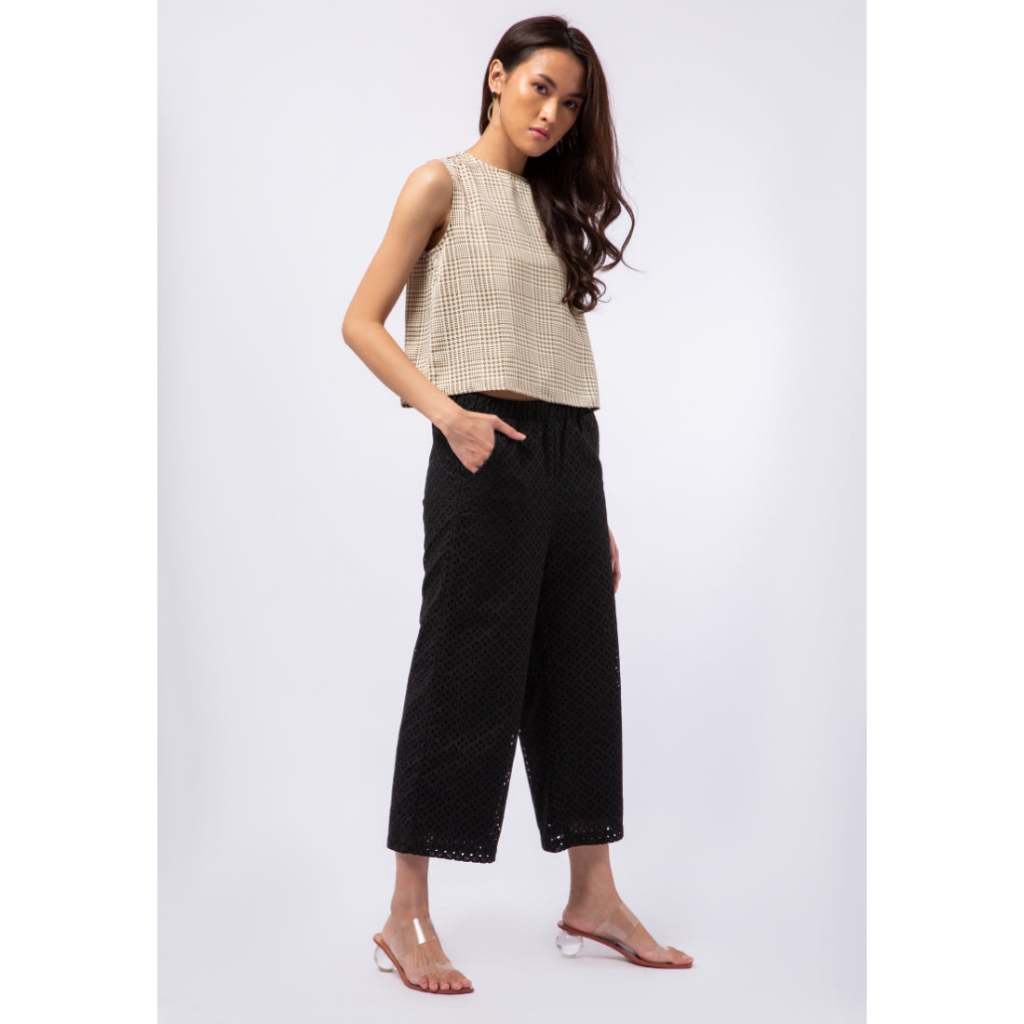 celana kulot executive Regular Fit Eyelet Cullotes black