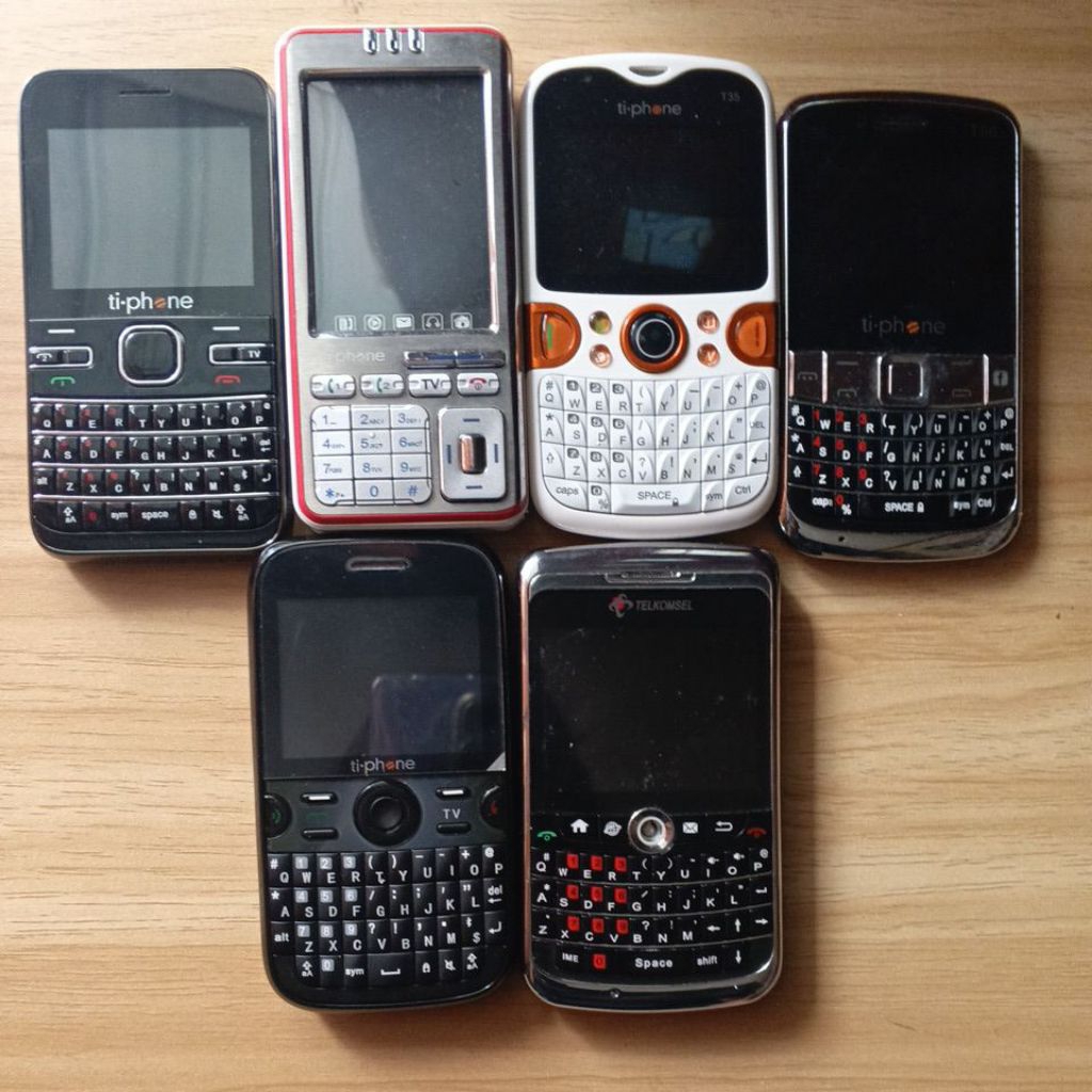 hp ti phone minus LCD