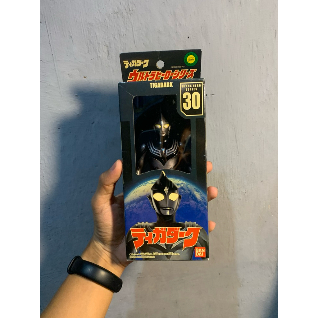 UHS ultraman Tiga Dark original Bandai