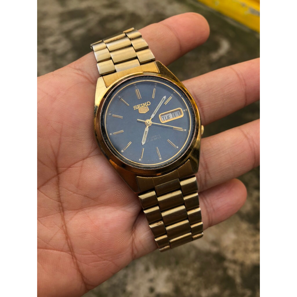 SEIKO 5 gold automatic normal semua dial hitam klasik siap pakai kondisi baik semua