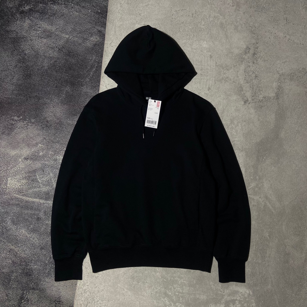 HOODIE UNIQLO HITAM XS