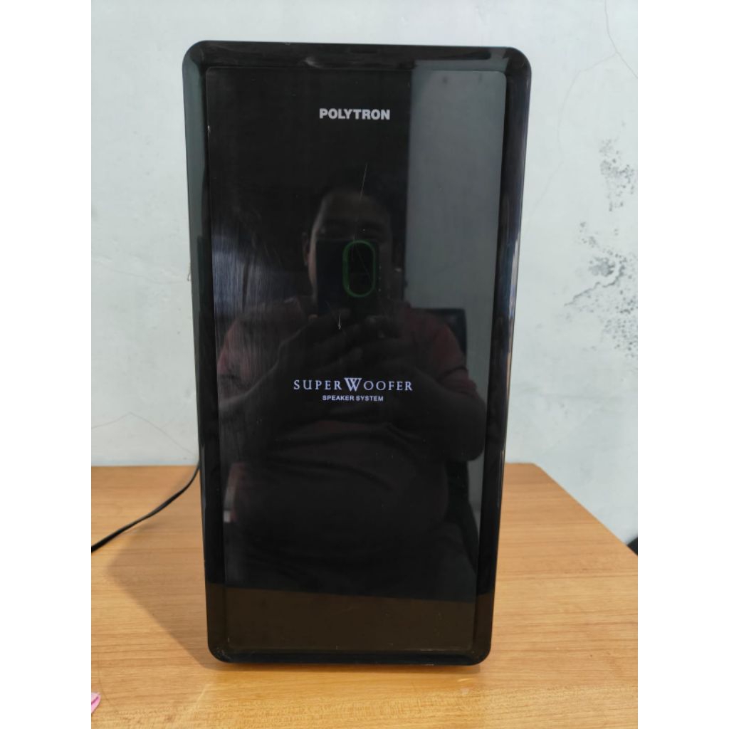 speaker subwoofer aktif Polytron SWF 723L