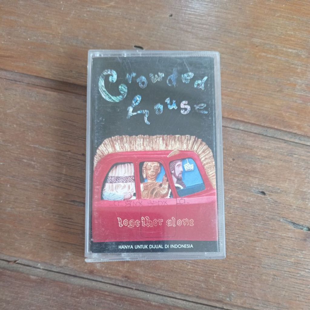 Kaset Crowded House Together Alone/1993 capitol records