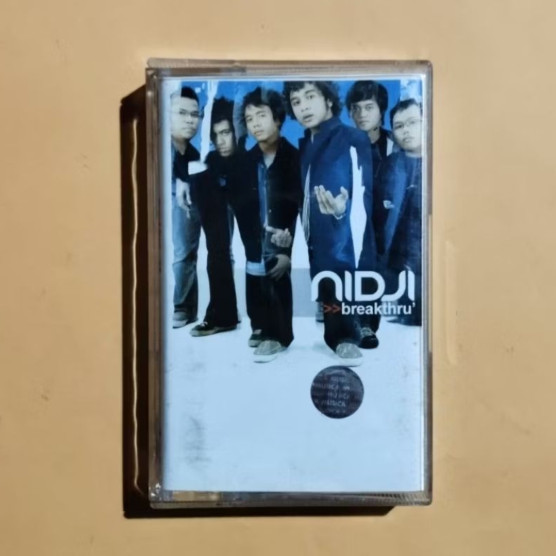 Kaset NIDJI Breakthru'
