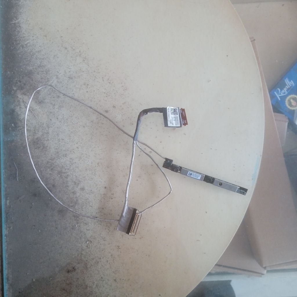 Kabel Fleksibel Lvds + Camera Webcam Lenovo Ideapad 330/320 14inch 30pin ori bekas