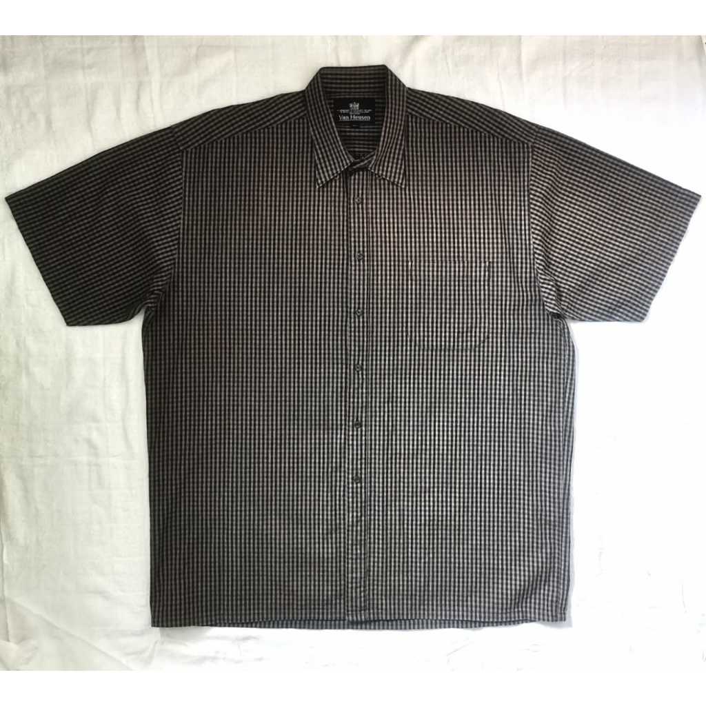 Kemeja Lengan Pendek Van Heusen Cokelat Hitam Kotak-kotak 17.5 Preloved