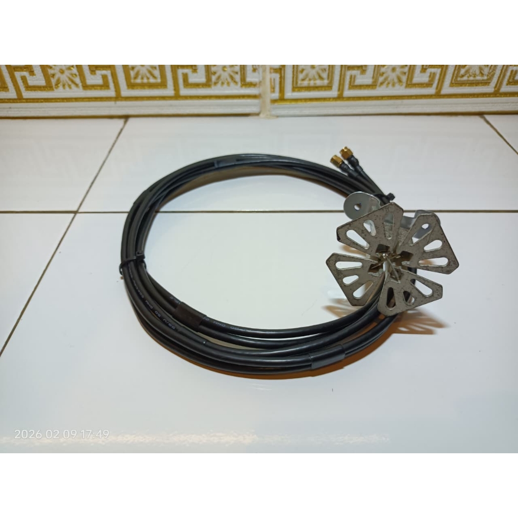 Antena Kathrein 3G-4G-5G Dual Kabel 2meter SMA Male