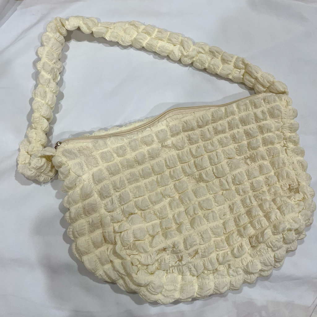 | PRELOVED | shoulder bag puffy bag