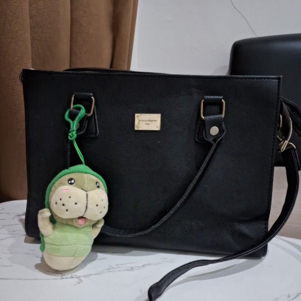 tas Nicole Arbenni, sling selempang dan hand bag