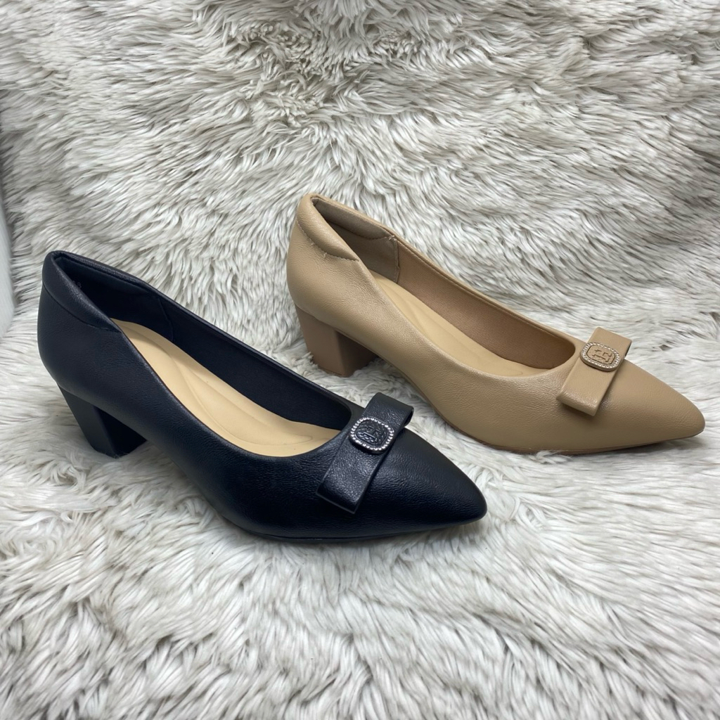Sepatu Pantofel hindito new arrival 7128/003