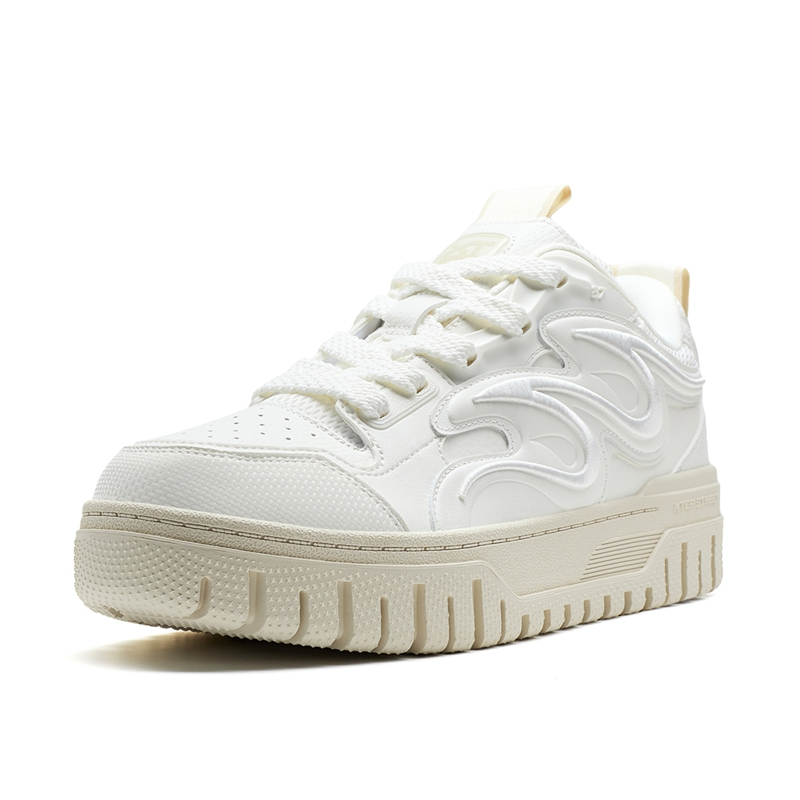 XTEP Sepatu Olahraga Pria Lari - Flare