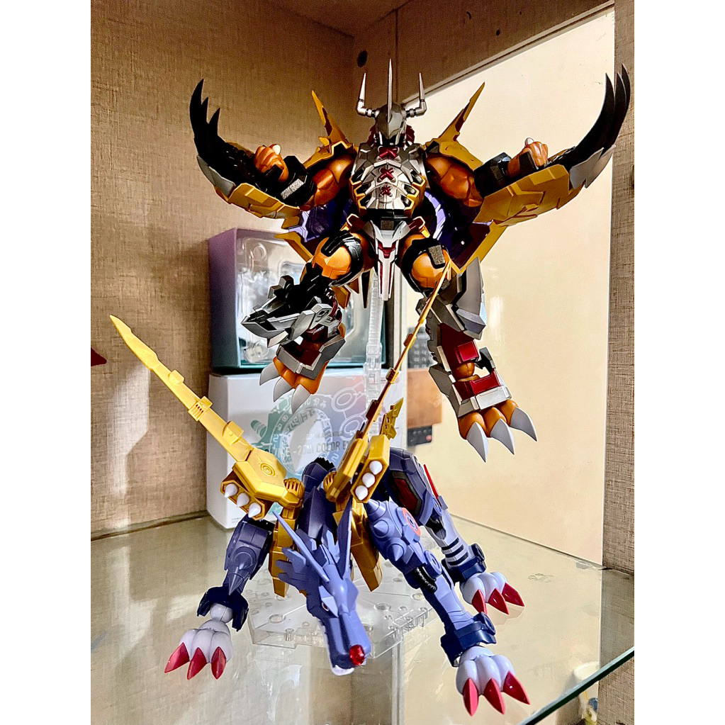 FRSA metal garurumon amplified