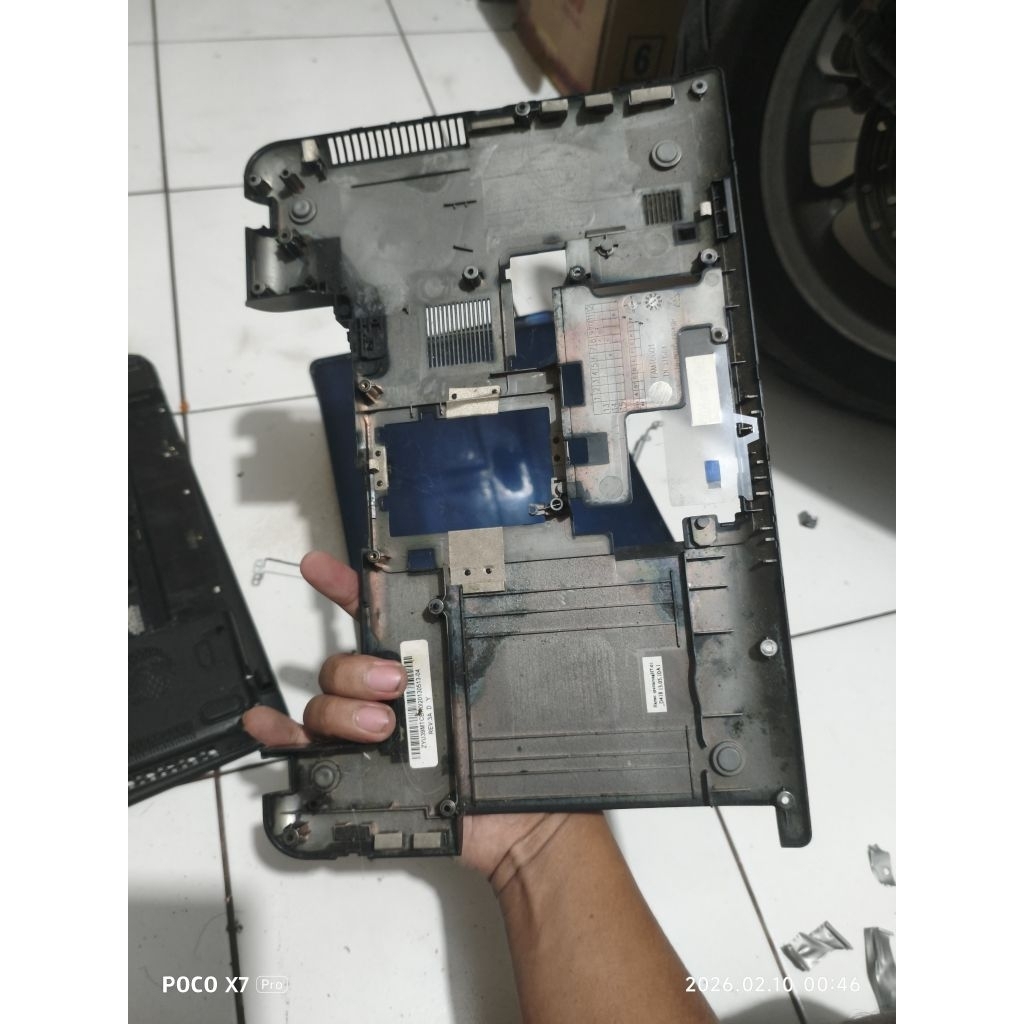 casing mesin bawah laptop Toshiba c40 a ori