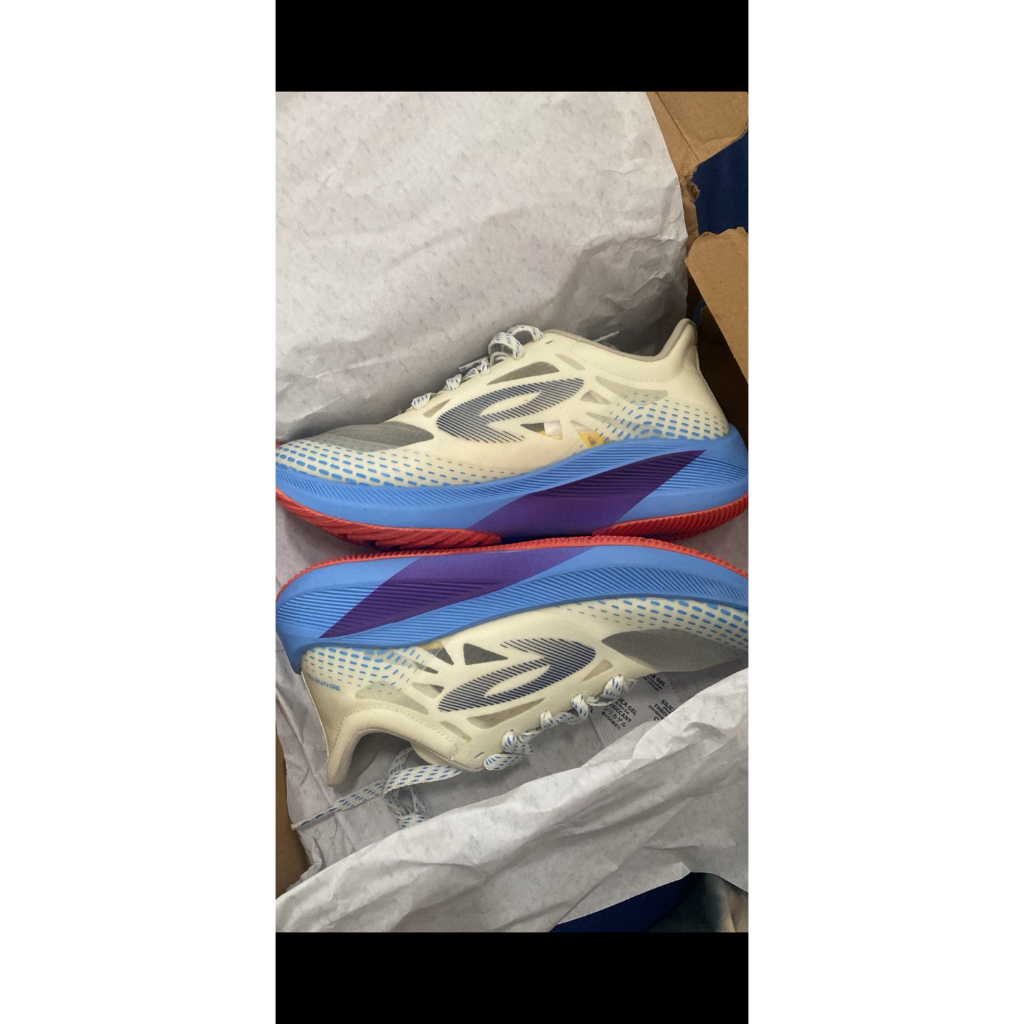 sepatu running nineteen 910