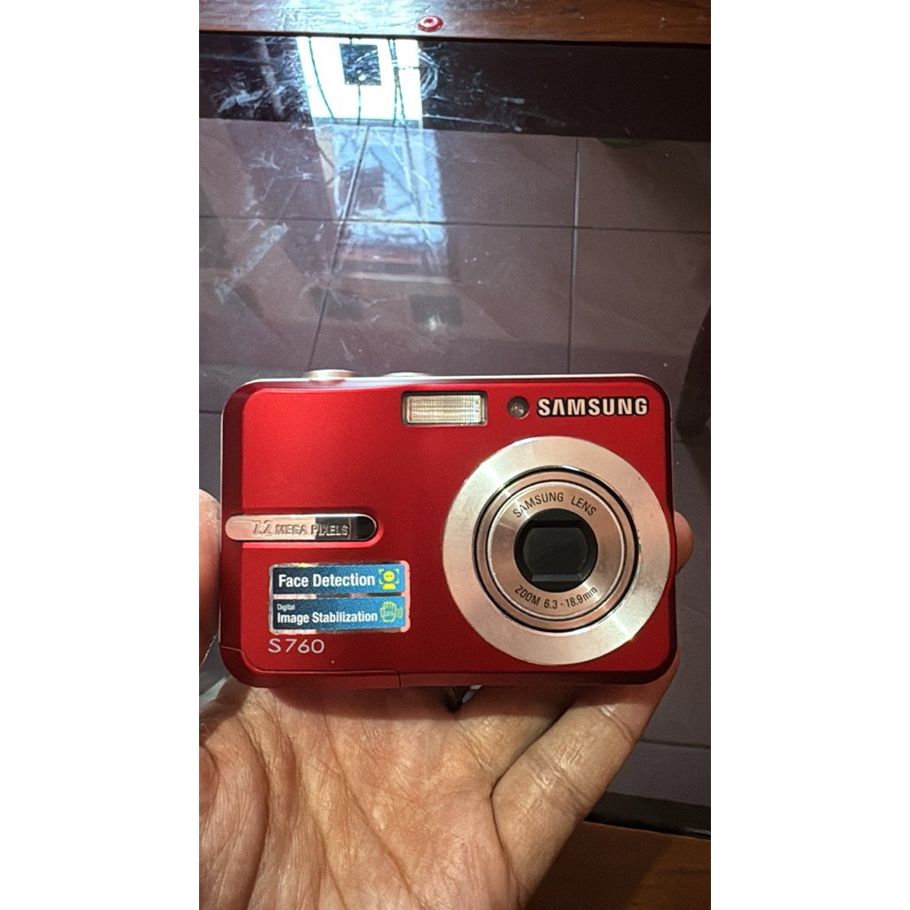 Digital Camera Samsung S760