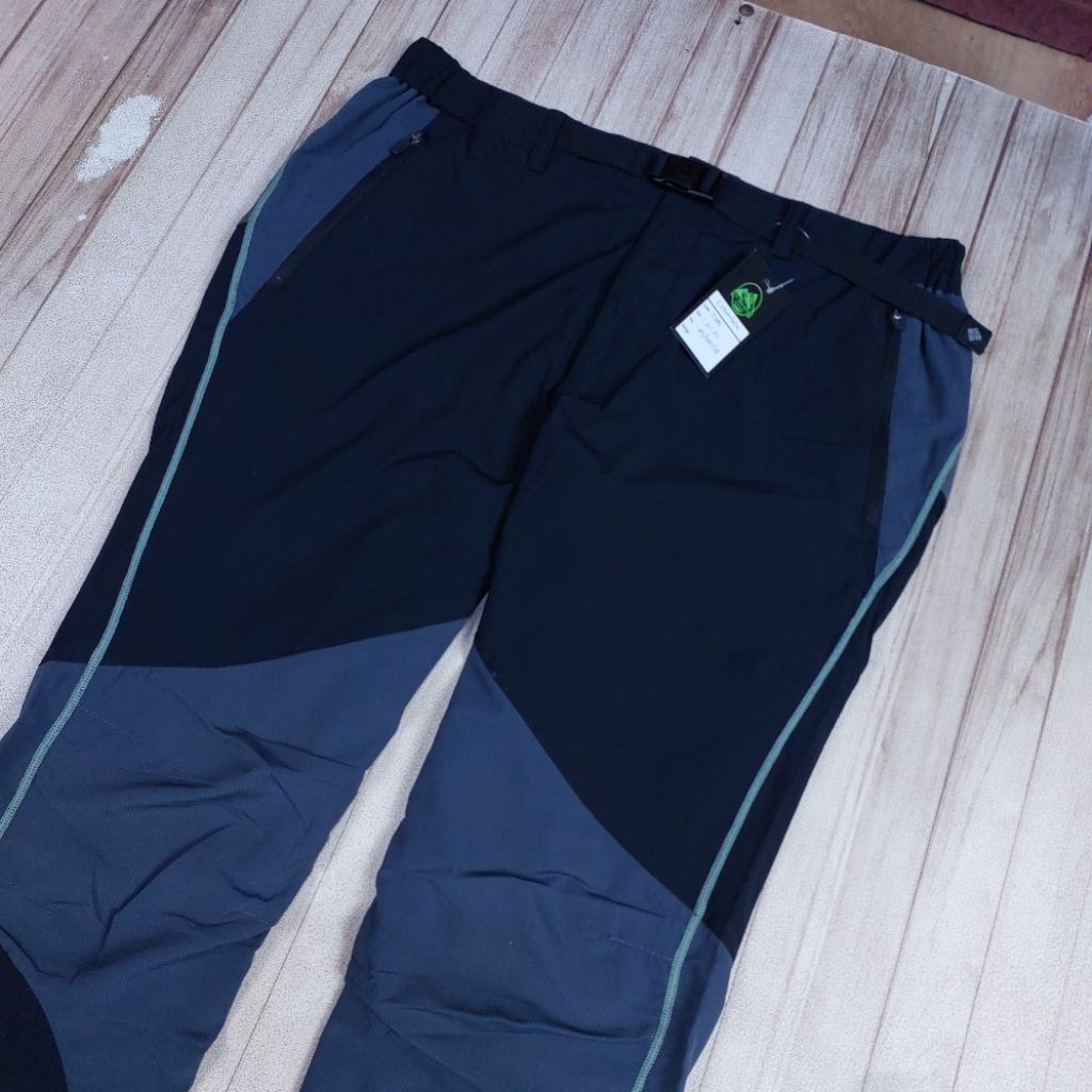 COLUMBIA size 31-32 celana gunung outdoor second original