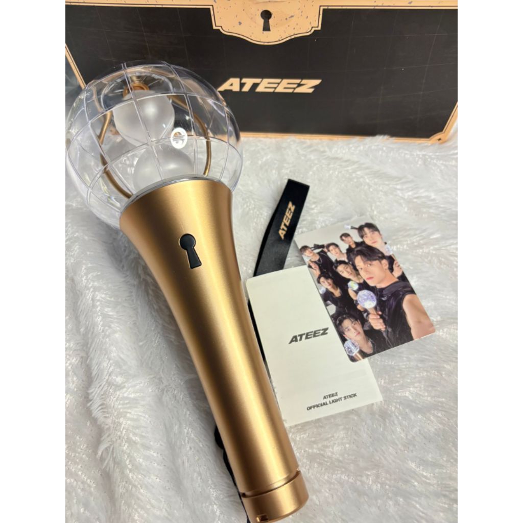 LIGHTSTICK ATEEZ VER 2