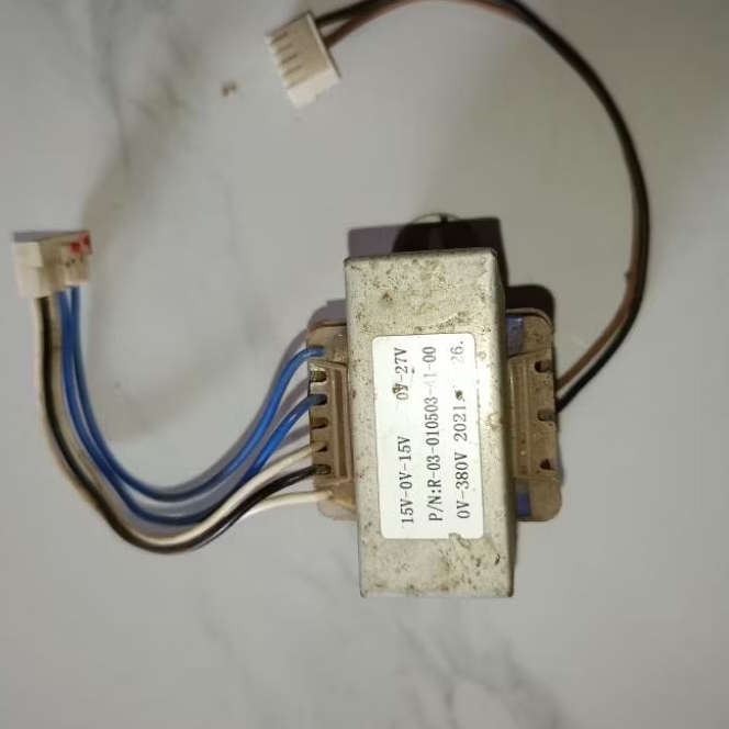 Trafo mesin las 15-0-15V 0-27V  bekas