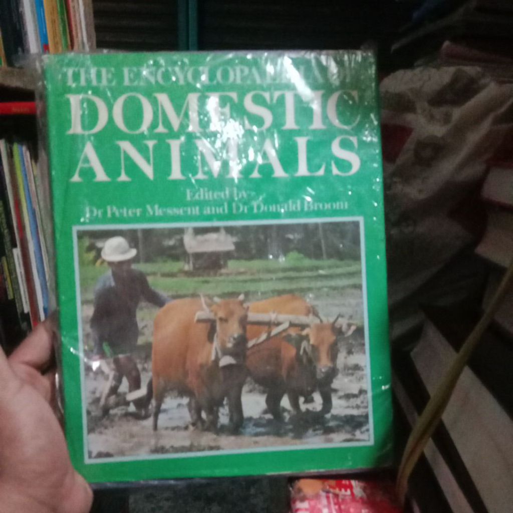 Buku the Encyclopedia of Domestic Animals