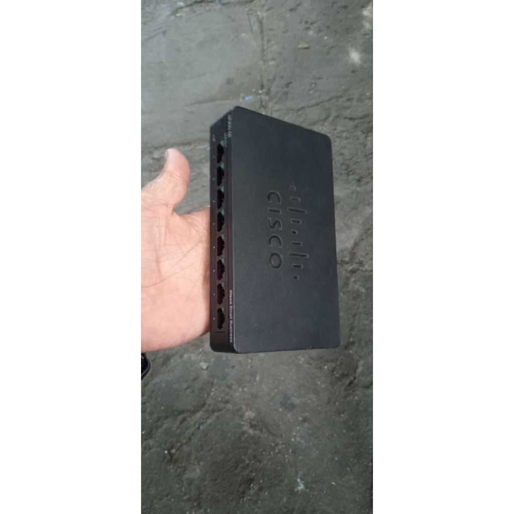 Cisco SF90D-08 switch 10/100