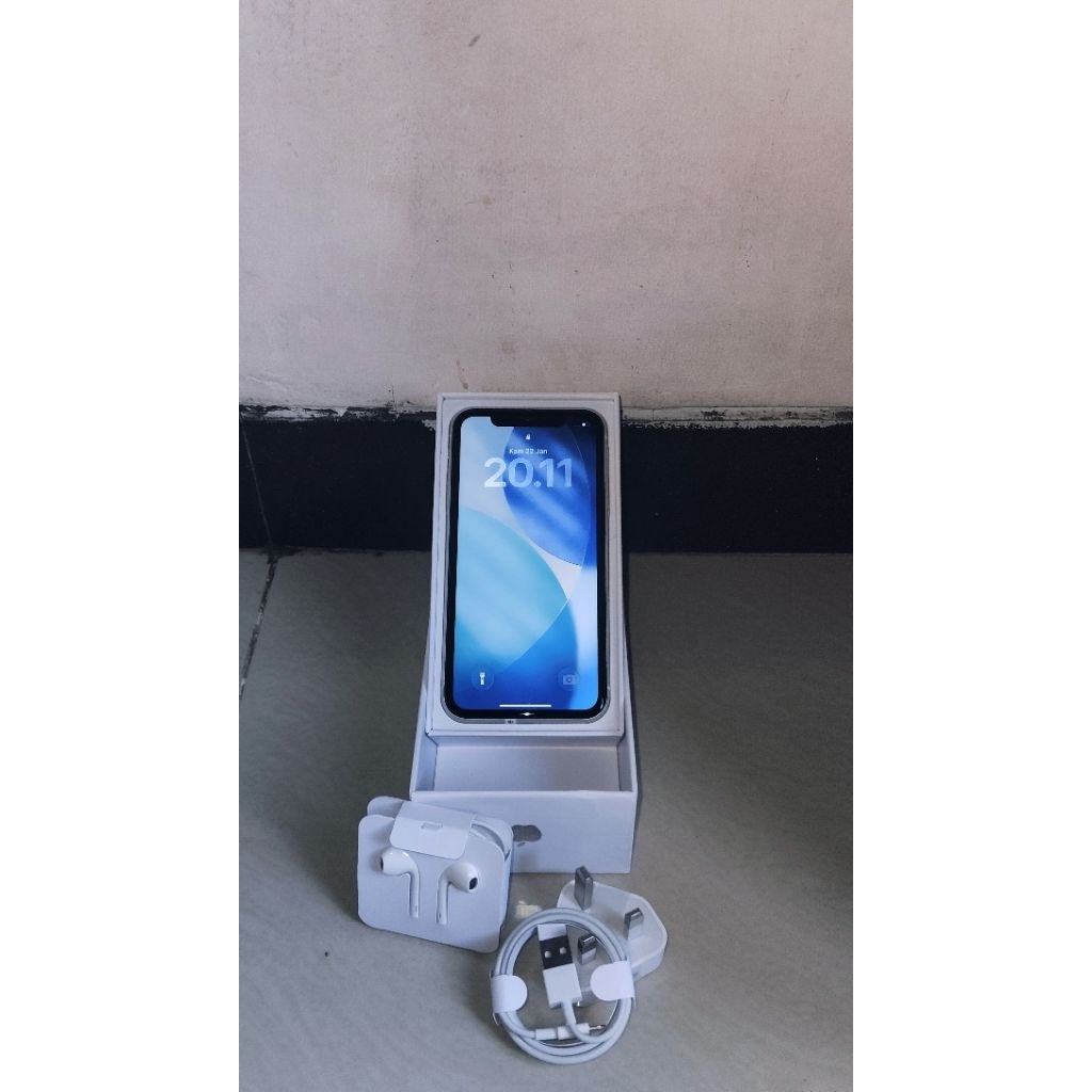 IPHONE 11 64GB INTER SECOND LIKE NEW