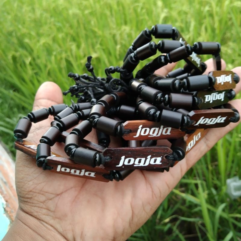 Paket 12 pcs gelang tali monte plat kayu motif jogja souvenir malioboro