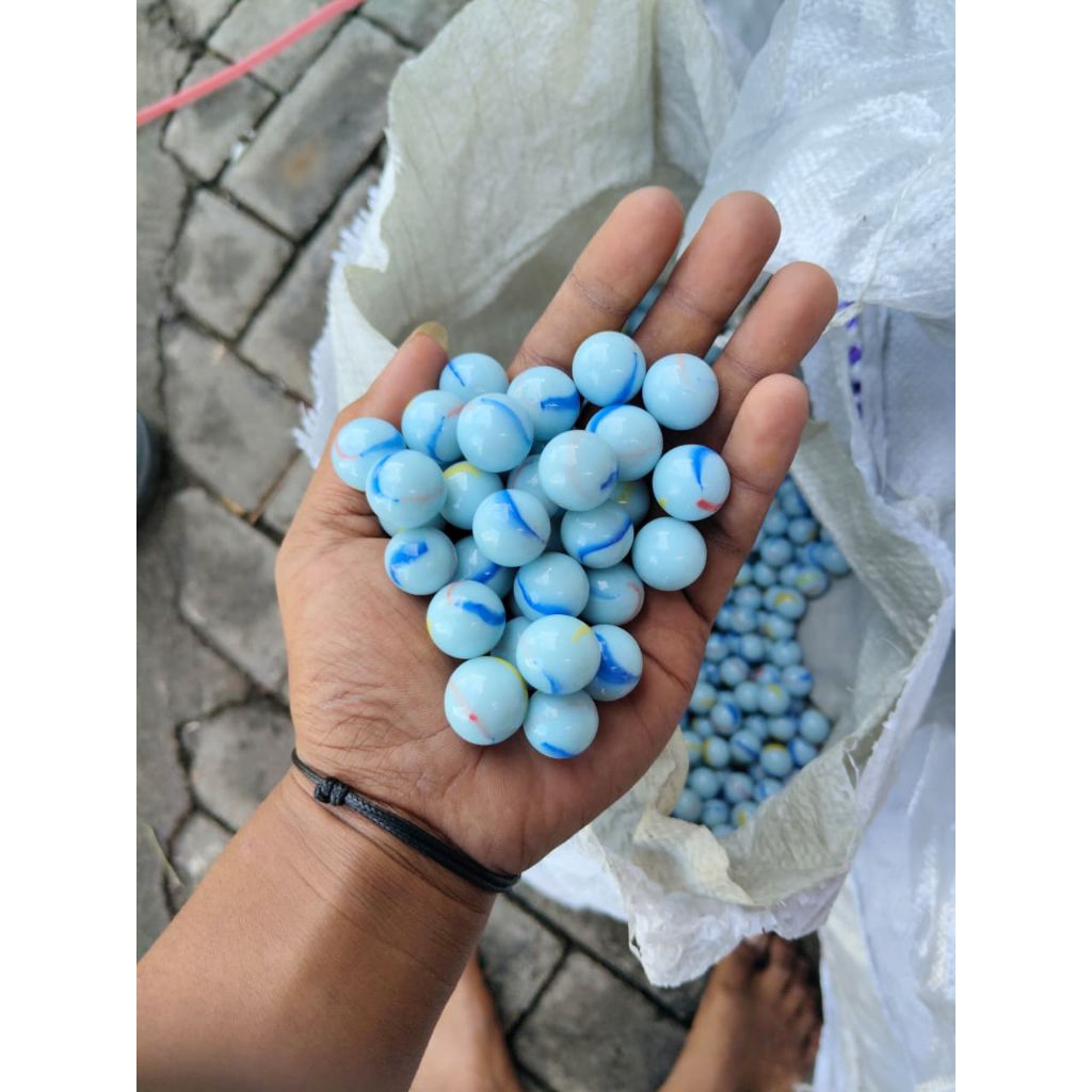 1 karung kelereng 25 kg