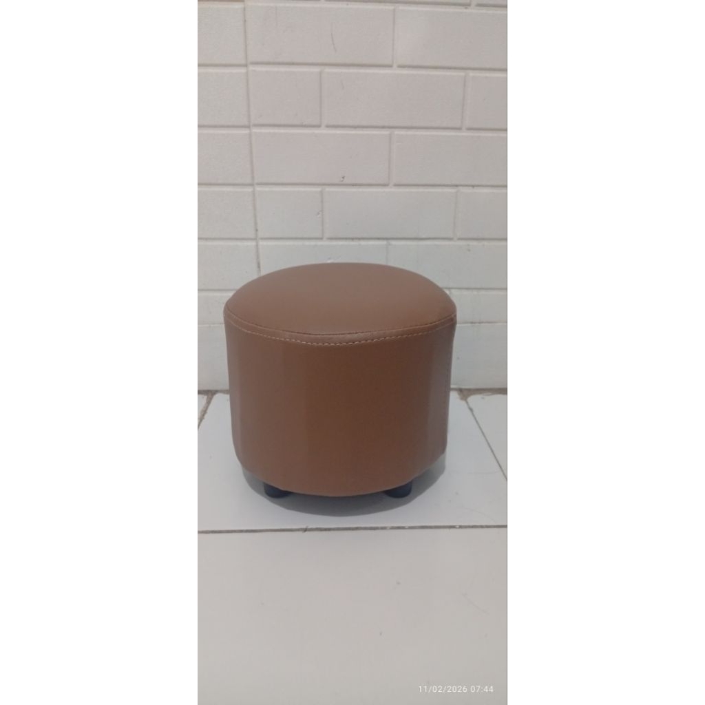 bangku dingklik bulat kayu busa empuk