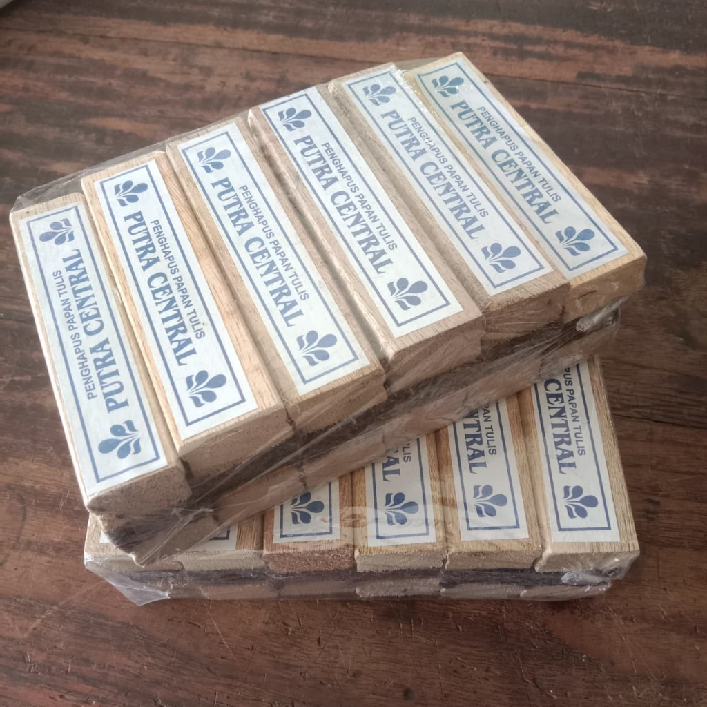 (1 PACK/12 PCS) PENGHAPUS PAPAN TULIS / PENGHAPUS KAPUR PIRAMIDA / PUTRA CENTRAL