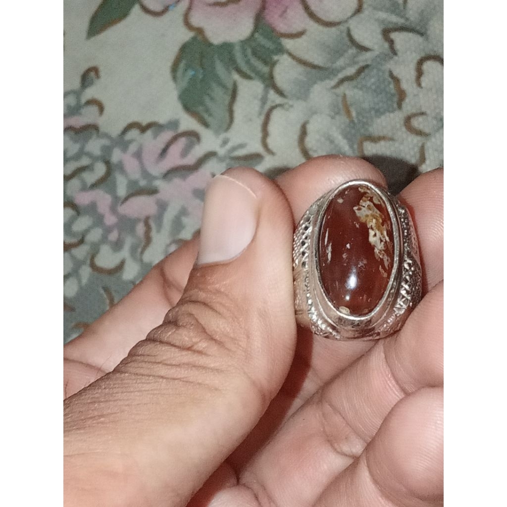 Cincin Batu akik katilayu asli penarik perhatian