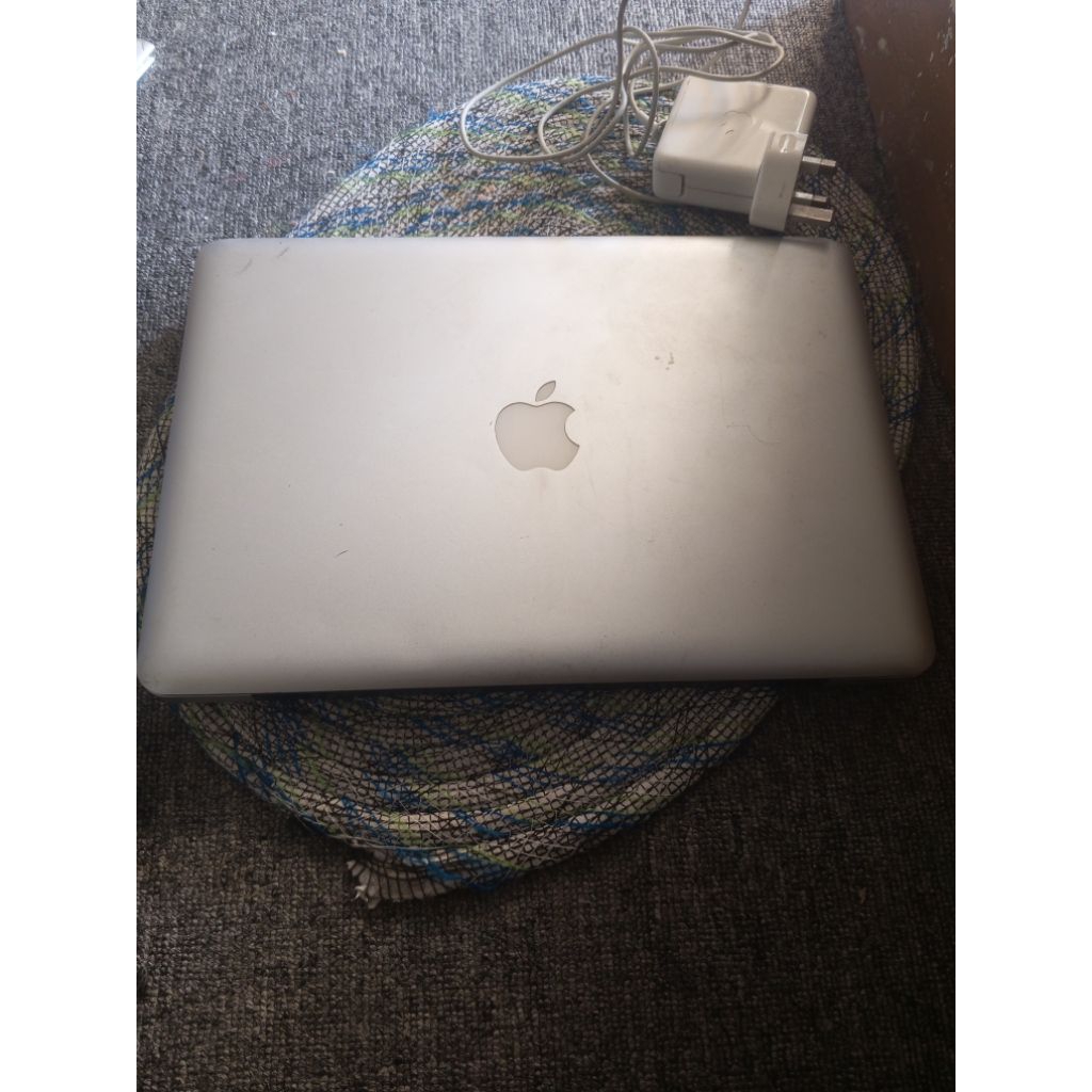 macbook 10 pro (matot)