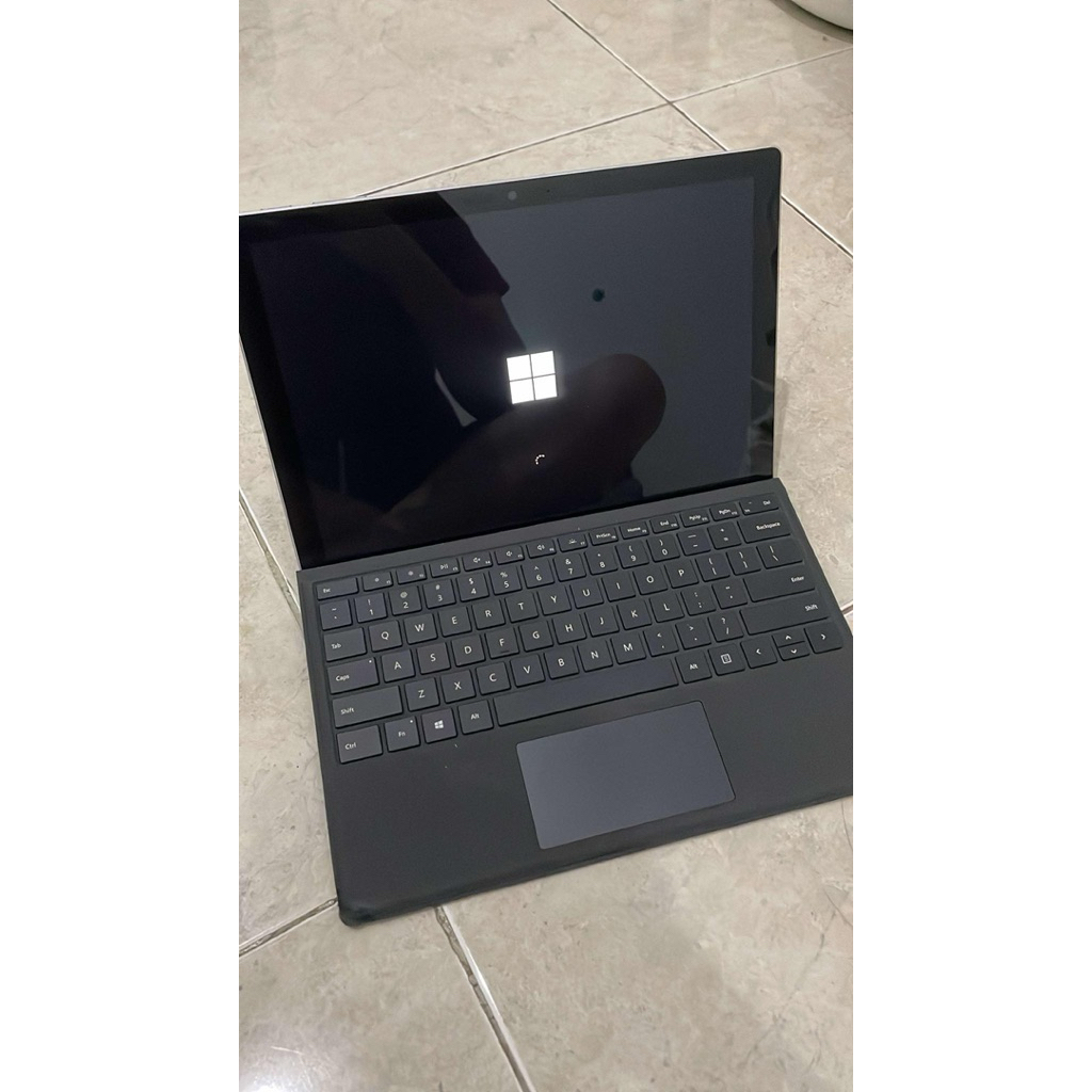 Surface pro 5 Second