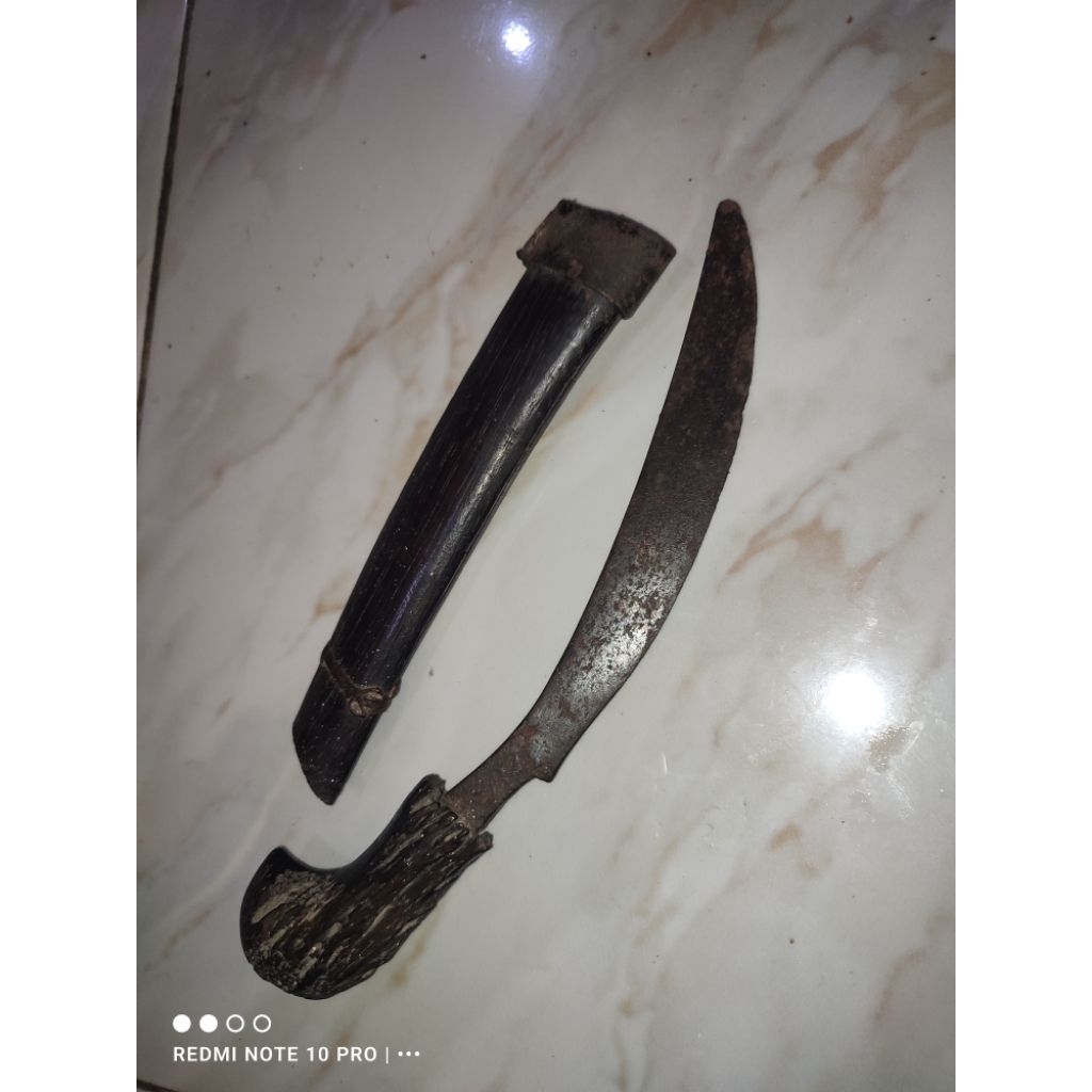 Keris pangot sepuh warangka full galih kelor tua
