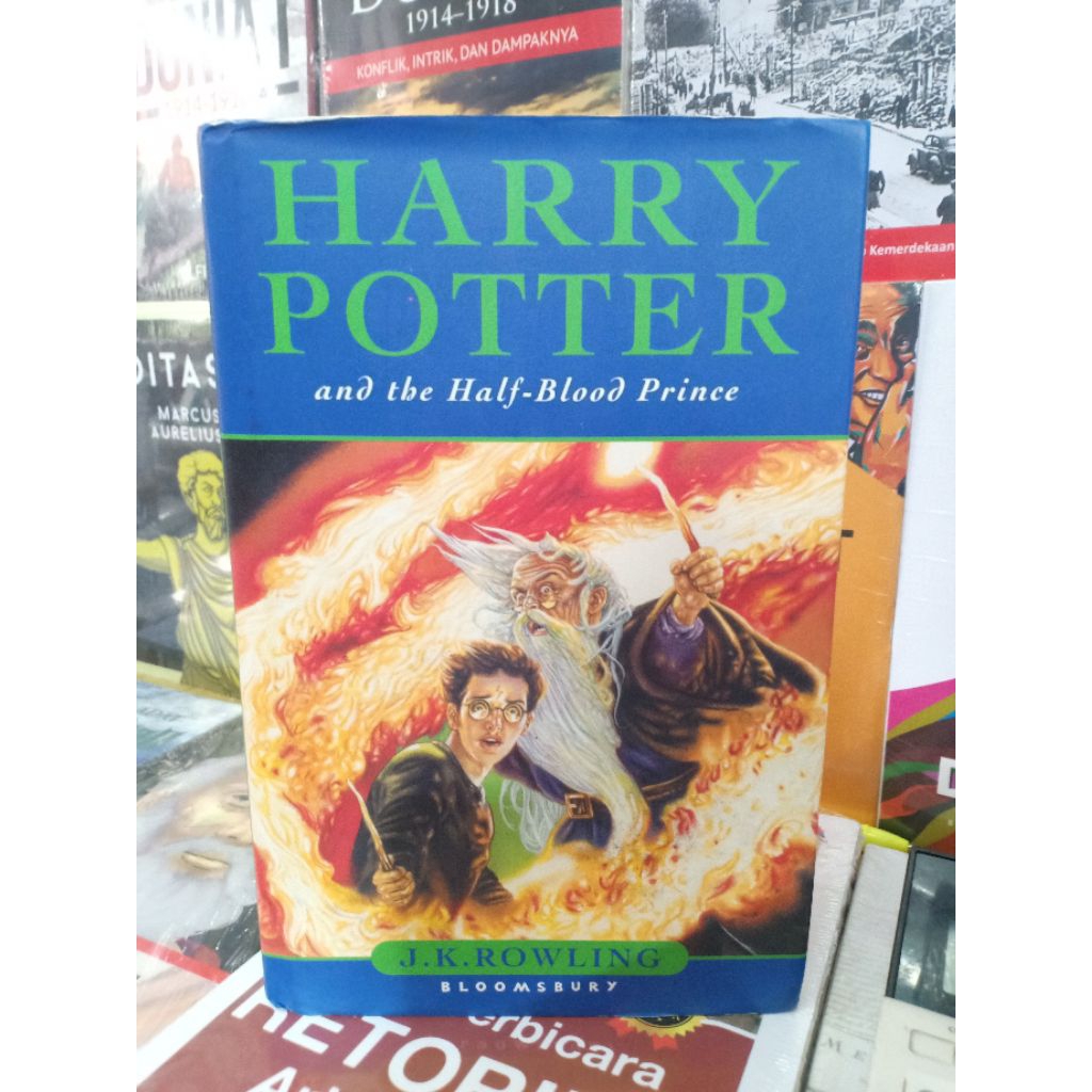 Novel Inggris Bekas HARRY POTTER AND THE HALF  BLOOD PRINCE