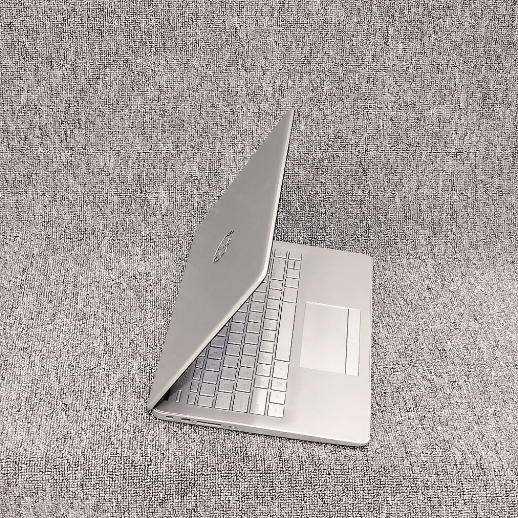 HP 14s-Dk0005AU (AMD A4/SSD 256GB) Mulus Lengkap - Siapa Cepat Dia Dapat