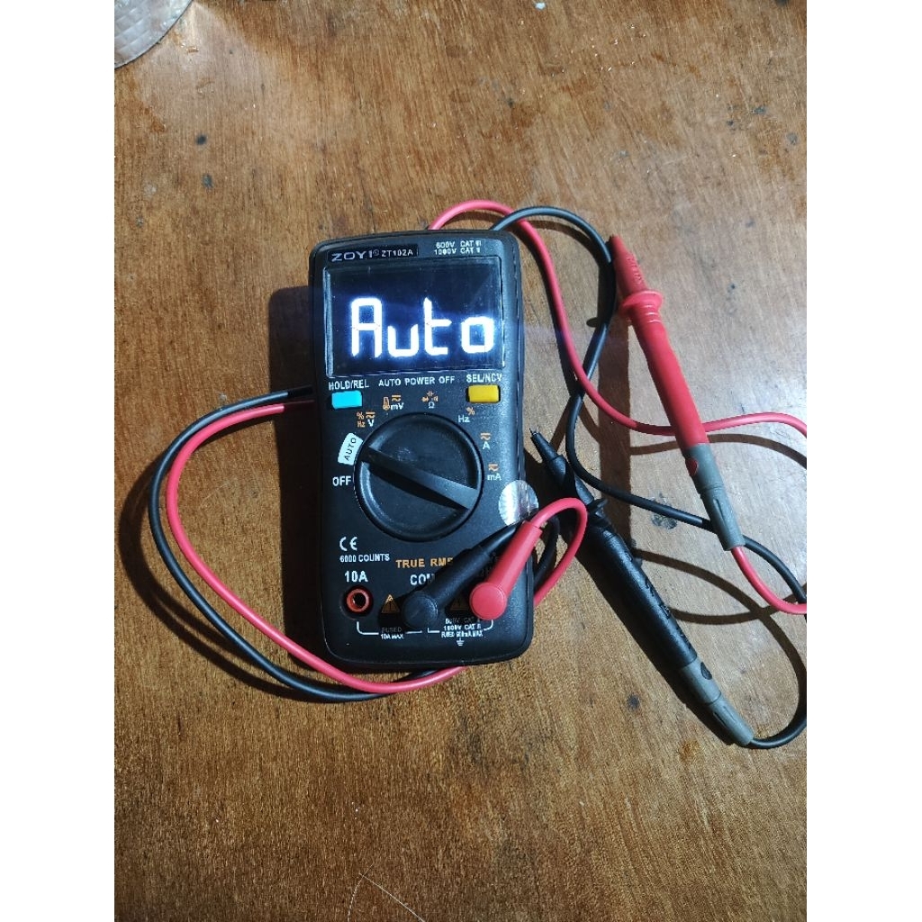 zoyi ZT102A Auto multimeter, like new. HARGA NET