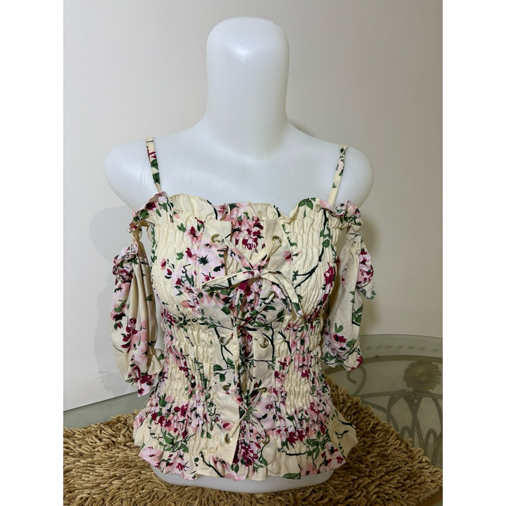 PRELOVED BAJU KERUT SABRINA