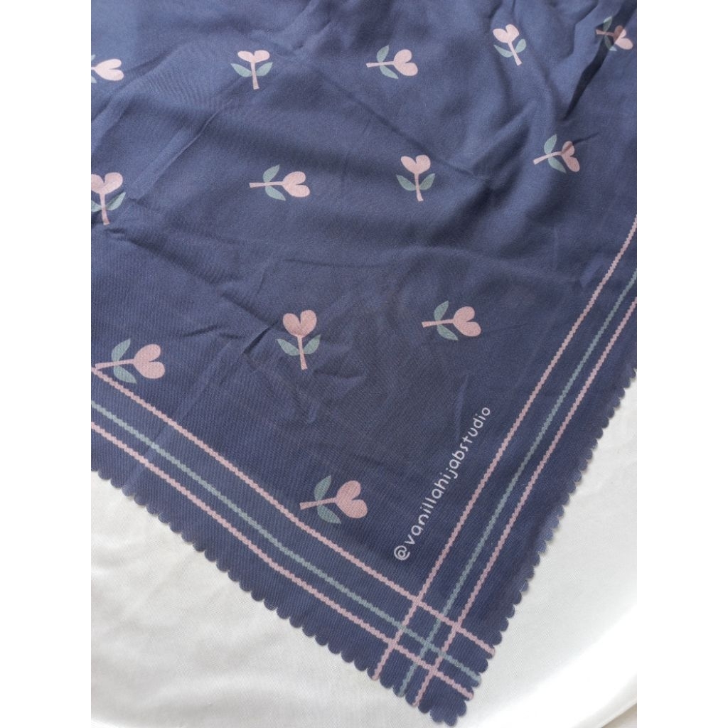 PRELOVED Hijab Scarf Vanilla Hijab