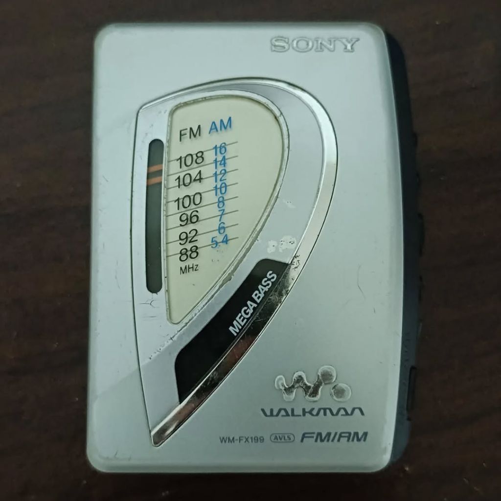 Walkman Sony WM-FX199