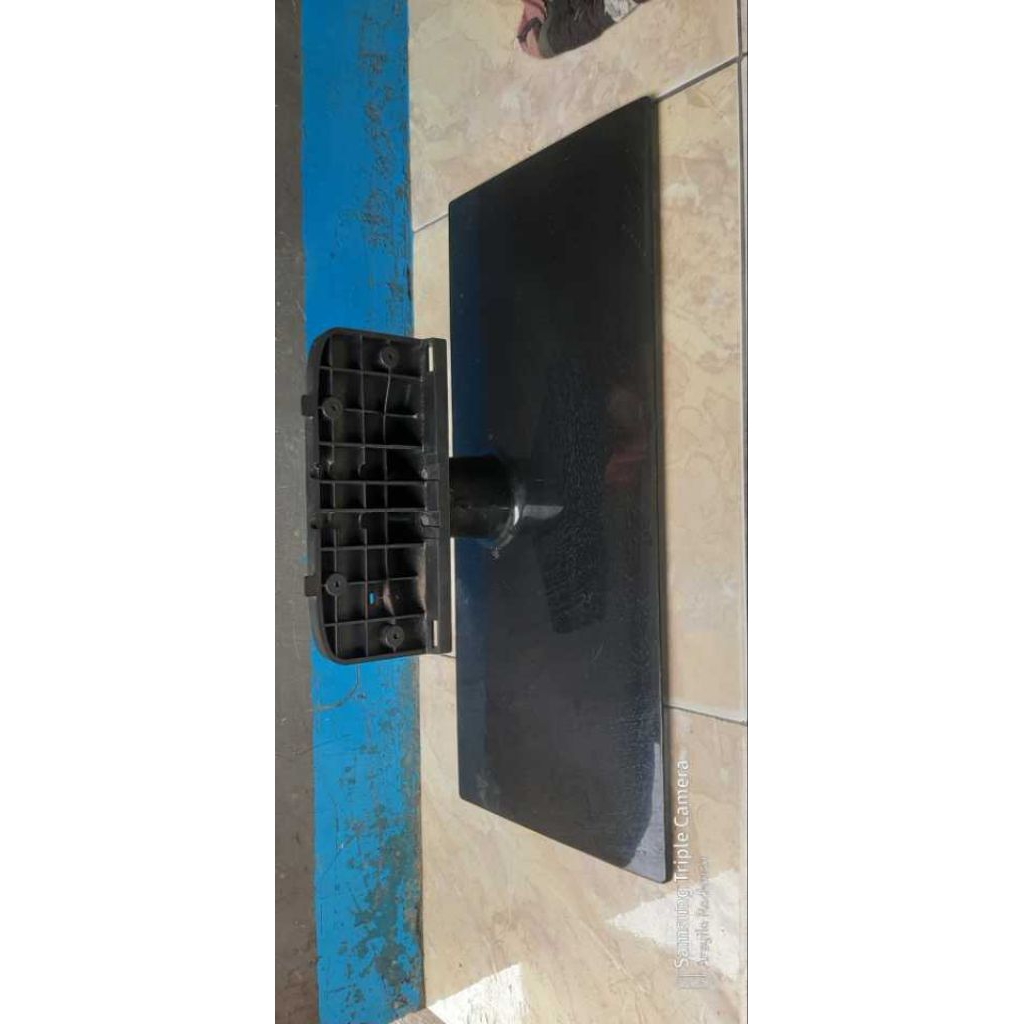 KAKI STAND DUDUKAN TV LED SAMSUNG UA-40EH5000M