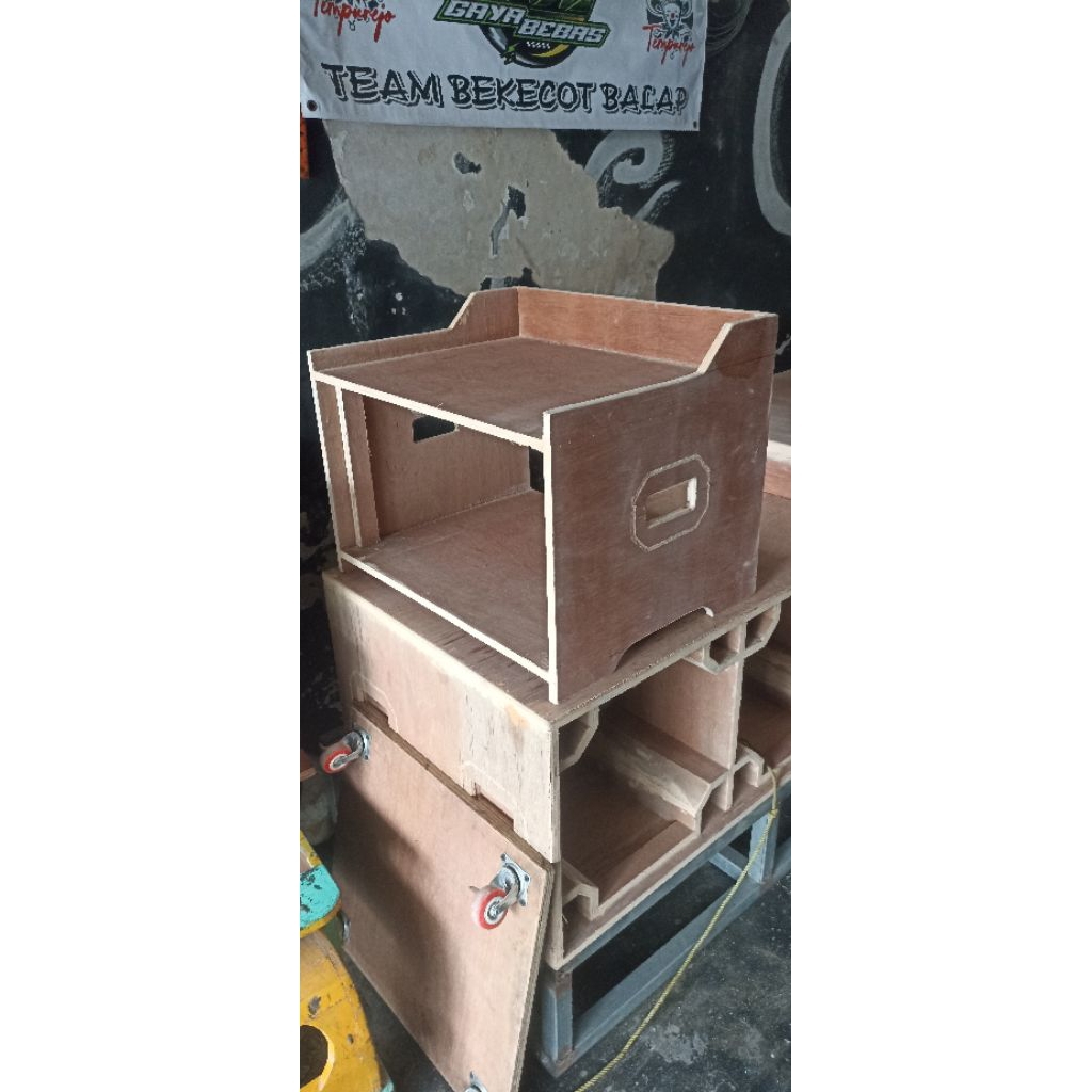 potongan rak acc sound system